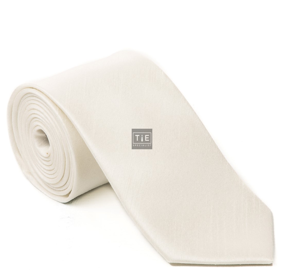 Ivory Shantung Tie with Matching Pocket Hankie