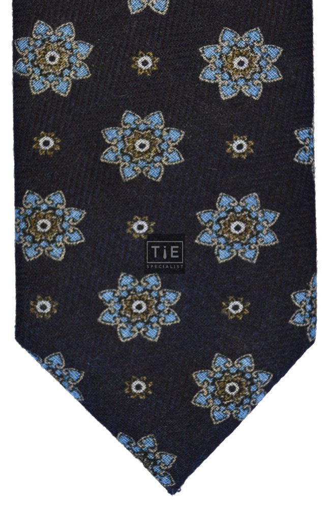 Navy Blue Kings Crest Tie with Matching Pocket Square