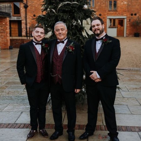 Wine on Black Budding Paisley Bow Tie #AB-BB1003/6