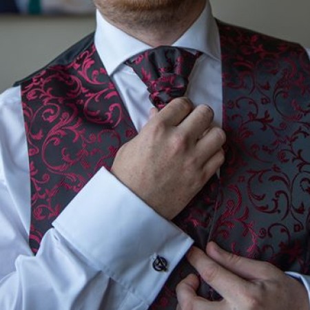 Burgundy on Black Swirl Leaf Swatch #AB-SWA1000/1